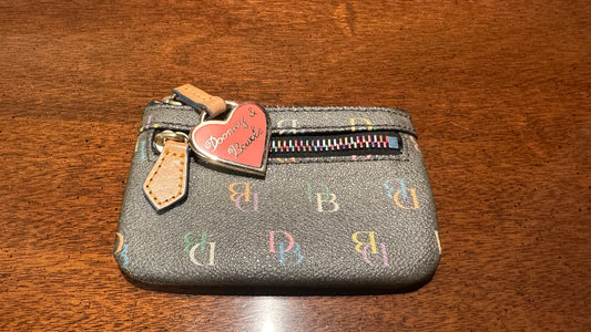 Dooney & Bourke IT coin